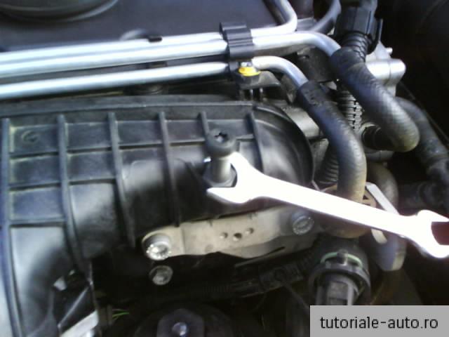 Montare capac motor SEAT Leon / Toledo / Altea  