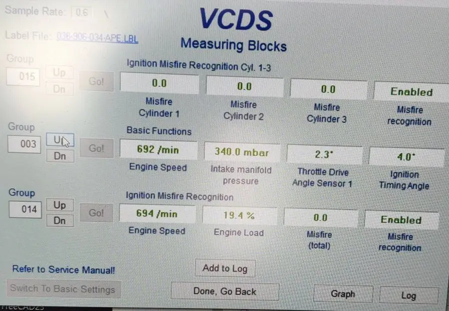 Ecranul VCDS Measuring Blocks cu valorile clapetei de accelerație după calibrare reușită