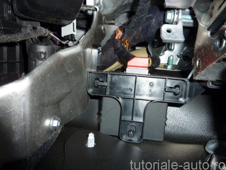 Demontare, instalare, upgrade CAN BUS Gateway VW Golf 5  